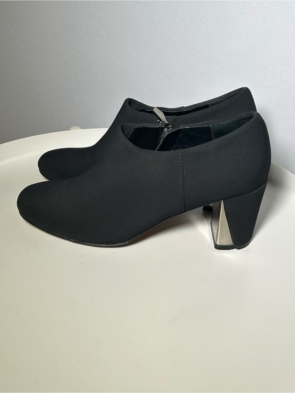 Designer Donald J Pliner Black Stretch Silver Heel Ankle Booties 7.5M